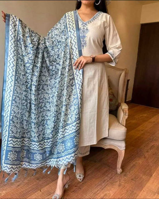 Krafty Fashion Embroidered Kurta, Trouser/Pant & Dupatta Set