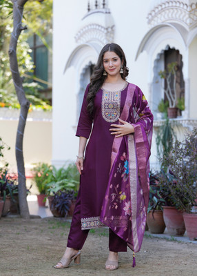 Hetvi Creation Embroidered Kurta, Trouser/Pant & Dupatta Set