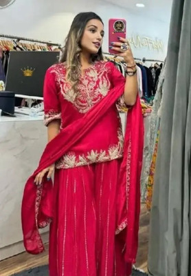 Gelanifashion Women Kurti Sharara Attached Dupatta Set