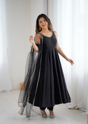 CULTISE QUEEN Solid Anarkali Kurta, Bottom & Dupatta Set