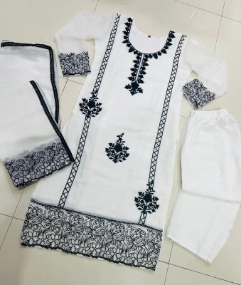 legacyethnic Embroidered Kurta, Trouser/Pant & Dupatta Set