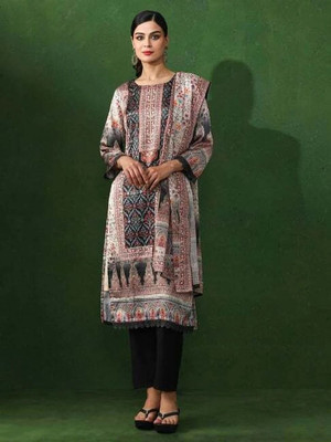 BLOOMORAA FASHION Printed Kurta, Churidar & Dupatta Set