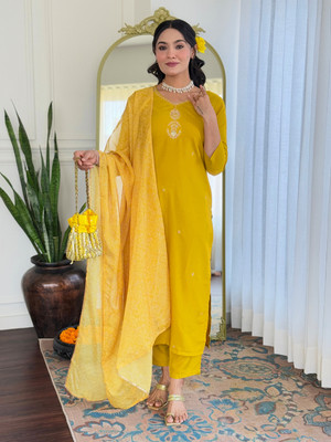 PAYA FAISHION Solid Kurta, Trouser/Pant & Dupatta Set