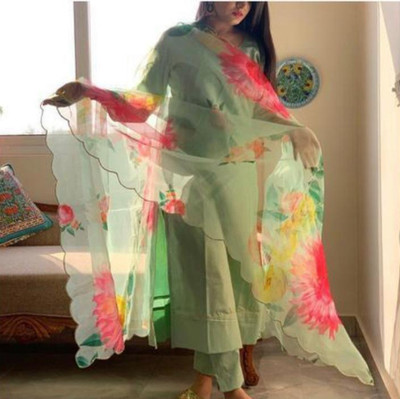 CreationRajvi Self Design Kurta, Trouser/Pant & Dupatta Set