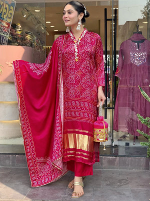 ZAVYAA Women Kurti Pant Dupatta Set