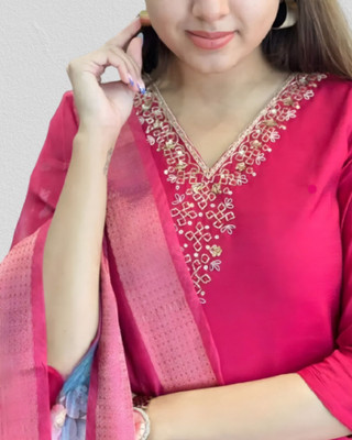 Aksa Fashion Solid Kurta, Trouser/Pant & Dupatta Set