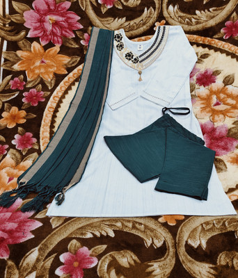 Umi creations Striped Kurta, Trouser/Pant & Dupatta Set