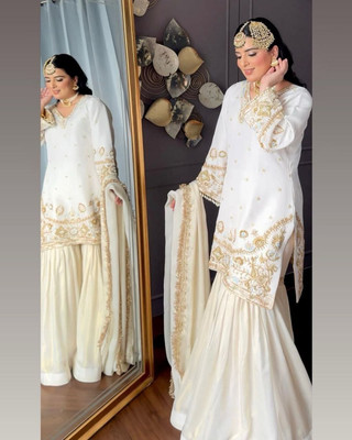 subhlaxmii Self Design Kurta, Sharara & Dupatta Set