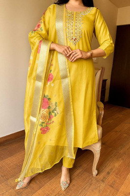 AEBA FASHION Embroidered Kurta, Trouser/Pant & Dupatta Set