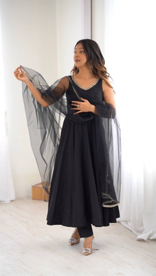 CULTISE QUEEN Solid Anarkali Kurta, Bottom & Dupatta Set