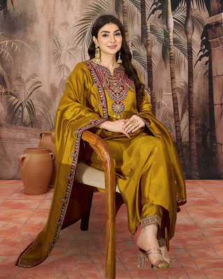 Tasrika Embroidered Kurta, Trouser/Pant & Dupatta Set