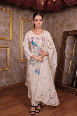 ruuBruu Embroidered Kurta, Trouser/Pant & Dupatta Set