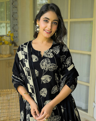 Skylee Printed, Embellished Kurta, Trouser/Pant & Dupatta Set