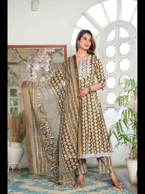 SINGNI Printed Anarkali Kurta, Bottom & Dupatta Set