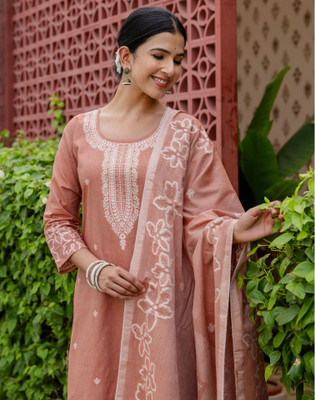 Skylee Printed, Woven Kurta, Trouser/Pant & Dupatta Set