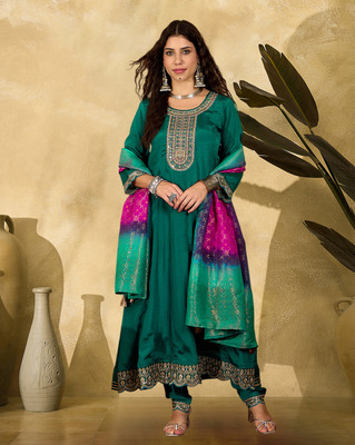 Tasrika Embroidered Kurta, Trouser/Pant & Dupatta Set