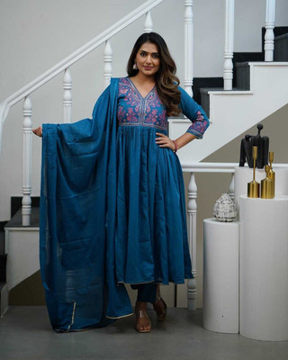 KAMODIAZ Solid Kurta, Palazzo & Dupatta Set