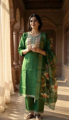 MN CLOTTHIFY Printed, Embroidered Kurta, Trouser/Pant & Dupatta Set