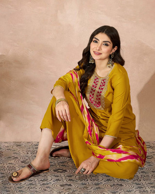 Tasrika Embroidered Kurta, Trouser/Pant & Dupatta Set