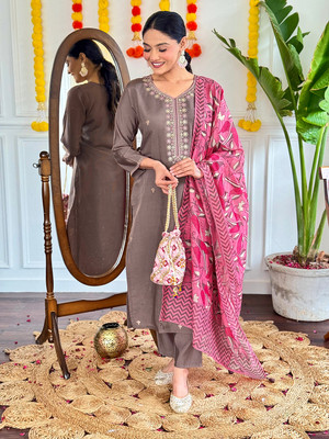 Om Vishwakarma Enterprise Embroidered Kurta, Trouser/Pant & Dupatta Set