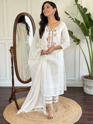 paya fashion Embroidered Kurta, Trouser/Pant & Dupatta Set