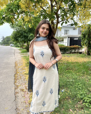 THE ZARINA Embroidered Anarkali Kurta, Bottom & Dupatta Set