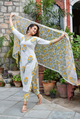 SWEES CROWN Printed Kurta, Trouser/Pant & Dupatta Set