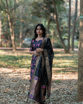 THEKILIHOUSE Solid Kurta, Salwar & Dupatta Set