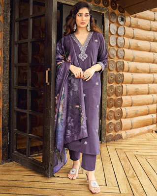 Dhvij Creation Embroidered, Printed Kurta, Trouser/Pant & Dupatta Set
