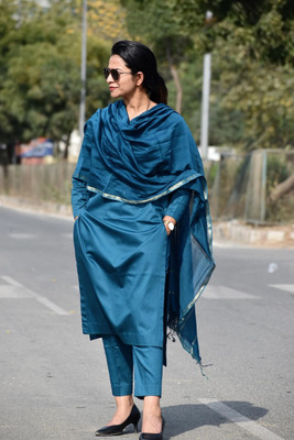 Noor Creation Women Kurti Pant Dupatta Set