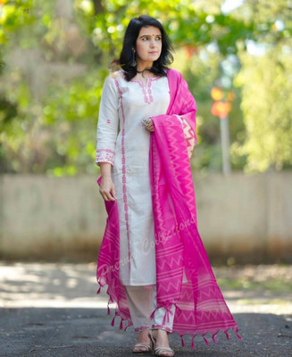 QUNEY Women Kurti Pant Dupatta Set