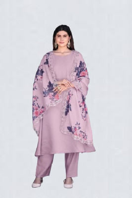 CLASSYCLOSET Solid Kurta, Trouser/Pant & Dupatta Set