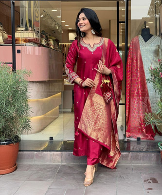 HOUSE OF COMMON Embroidered Kurta, Trouser/Pant & Dupatta Set