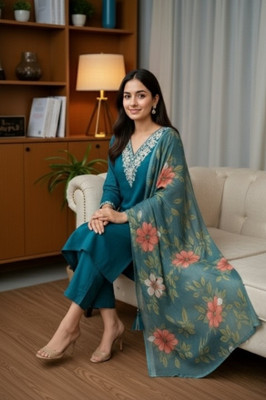 Lensya Embellished Kurta, Trouser/Pant & Dupatta Set