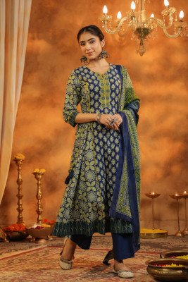 Rain & Rainbow Self Design Kurta, Trouser/Pant & Dupatta Set