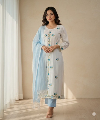 Disondiya Collections Embroidered Kurta, Trouser/Pant & Dupatta Set