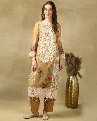 pehnawnii Embroidered, Floral Print Kurta, Trouser/Pant & Dupatta Set