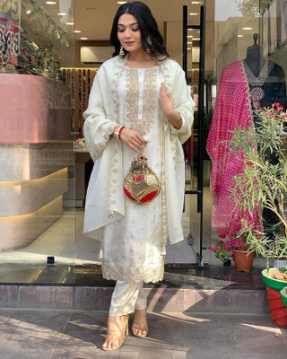 kiwastudio Embroidered Kurta, Trouser/Pant & Dupatta Set