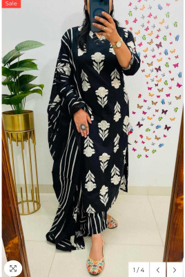 Krafty Fashion Printed Kurta, Trouser/Pant & Dupatta Set