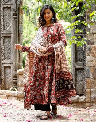 CreationRajvi Self Design Kurta, Trouser/Pant & Dupatta Set