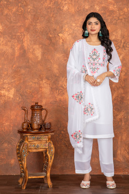 JAPNAAM Embroidered Kurta, Trouser/Pant & Dupatta Set