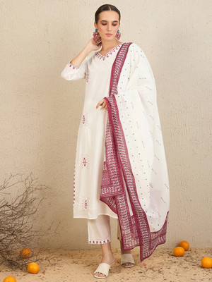 Lerkiza Embroidered Kurta, Trouser/Pant & Dupatta Set