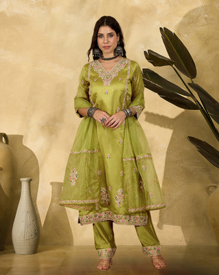 Tasrika Embroidered Kurta, Trouser/Pant & Dupatta Set