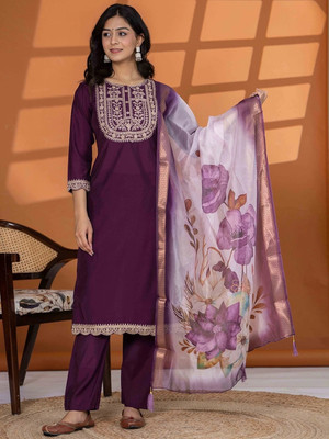 Abhydaya Fashion Embellished Kurta, Trouser/Pant & Dupatta Set