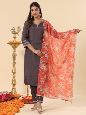 SAVI Embroidered Kurta, Trouser/Pant & Dupatta Set
