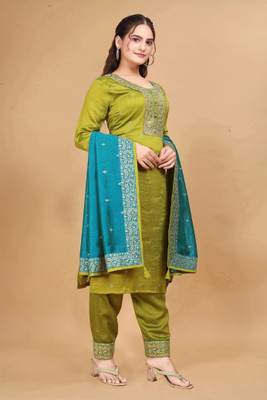alteroutfit Embroidered Kurta, Trouser/Pant & Dupatta Set