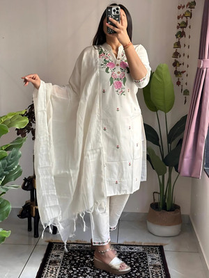 SDK Fashion Embroidered Kurta, Trouser/Pant & Dupatta Set
