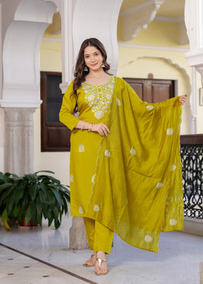 Hetvi Creation Embroidered Kurta, Trouser/Pant & Dupatta Set