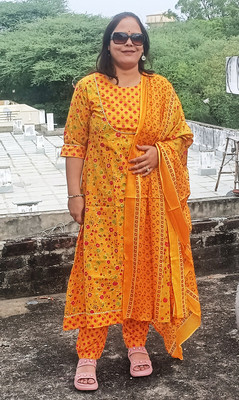 VIMOO Self Design Kurta, Trouser/Pant & Dupatta Set