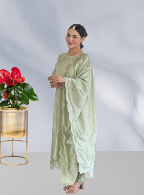 KHANJAN FASHION Embroidered, Solid Kurta, Trouser/Pant & Dupatta Set